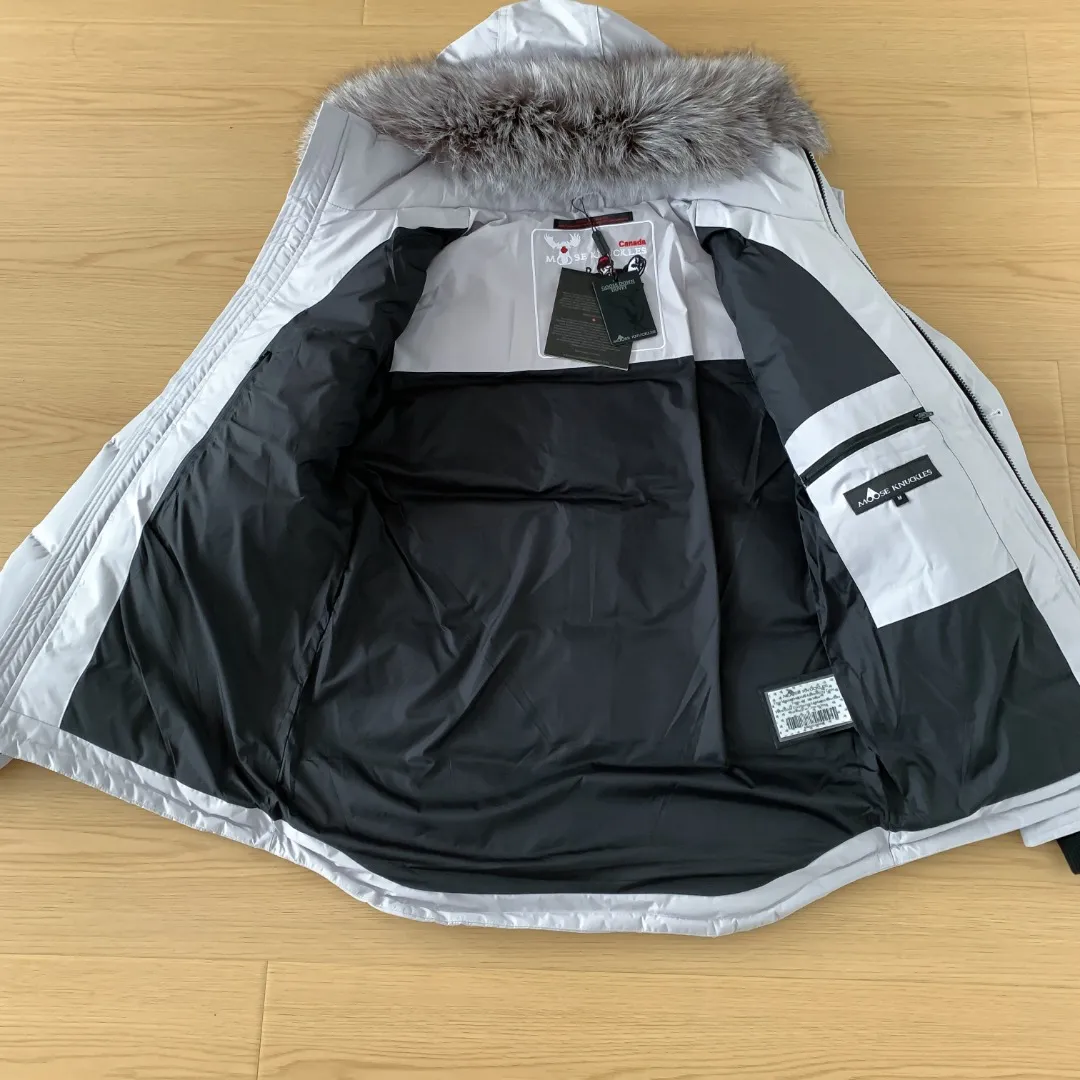 ：Y 120 Cream White 🇨🇦Moose knuckles/ 07/ Moose knuckles . 2007 🇨🇦 ！ Premium ， 。 ， RMB 5040-15000 ！ ，LOGO ✂️. ！ . ！ MONCLER/ Canada Goose/ ，Moose knuckles 2020 …… ✂️ 90% ， ！ ✂️ ， ! ✂️ YKK， ， ！ ✂️ ， . ！ ✂️ 3D ， ⚠️Size:s-xxl